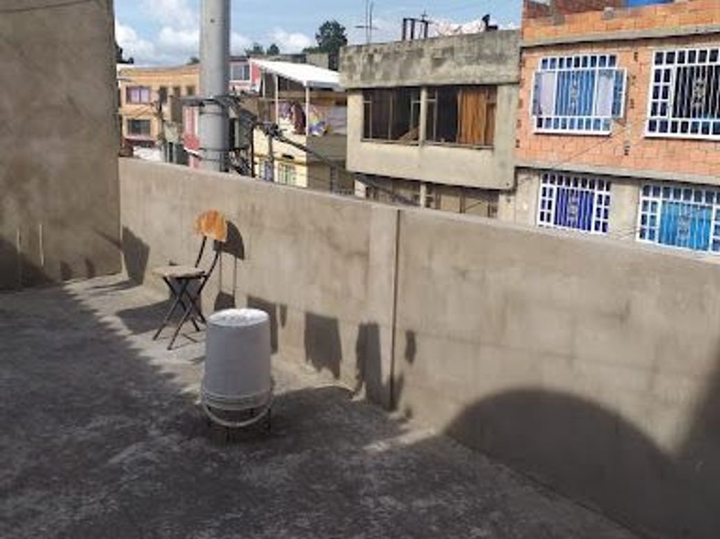 Casa de 4 alcobas en venta en Engativa Centro, Bogotá, 235 m² · foto 10 de 14