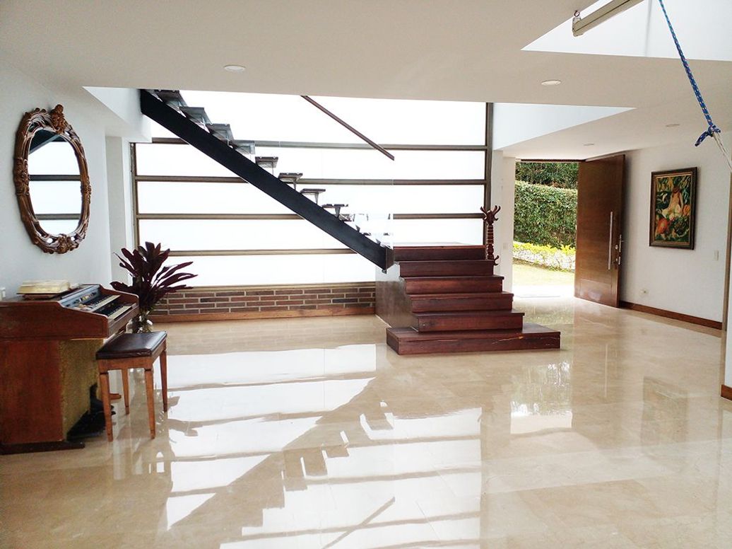 Casa en Arriendo o venta en El Salado, Comuna 6, Envigado en El Salado