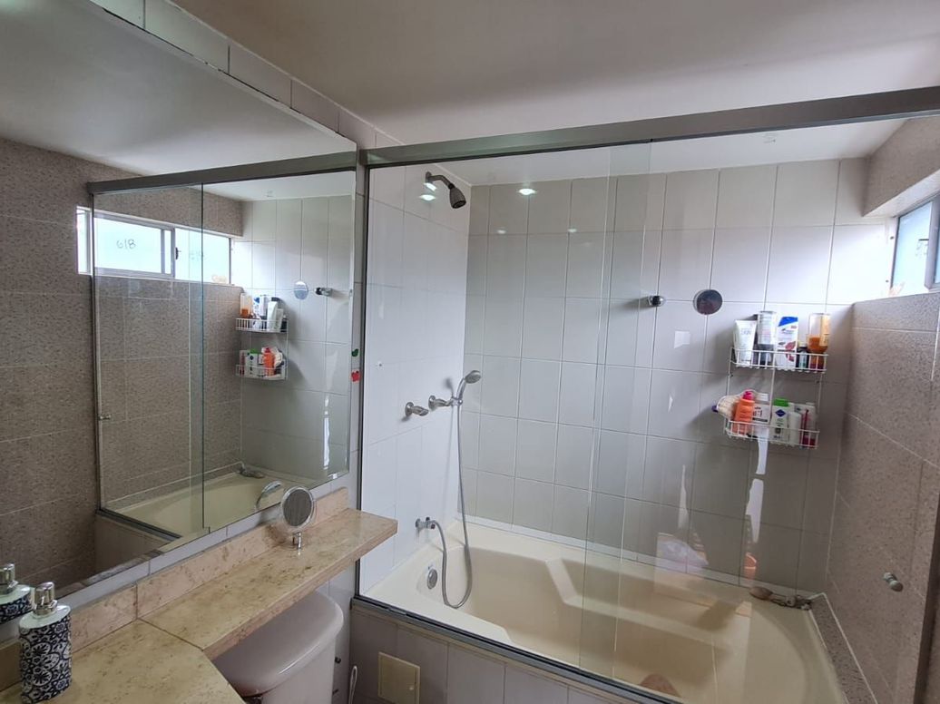 Apartamento de 3 alcobas en venta en Parques De Lorena, Bogotá, 98 m² · foto 3 de 10