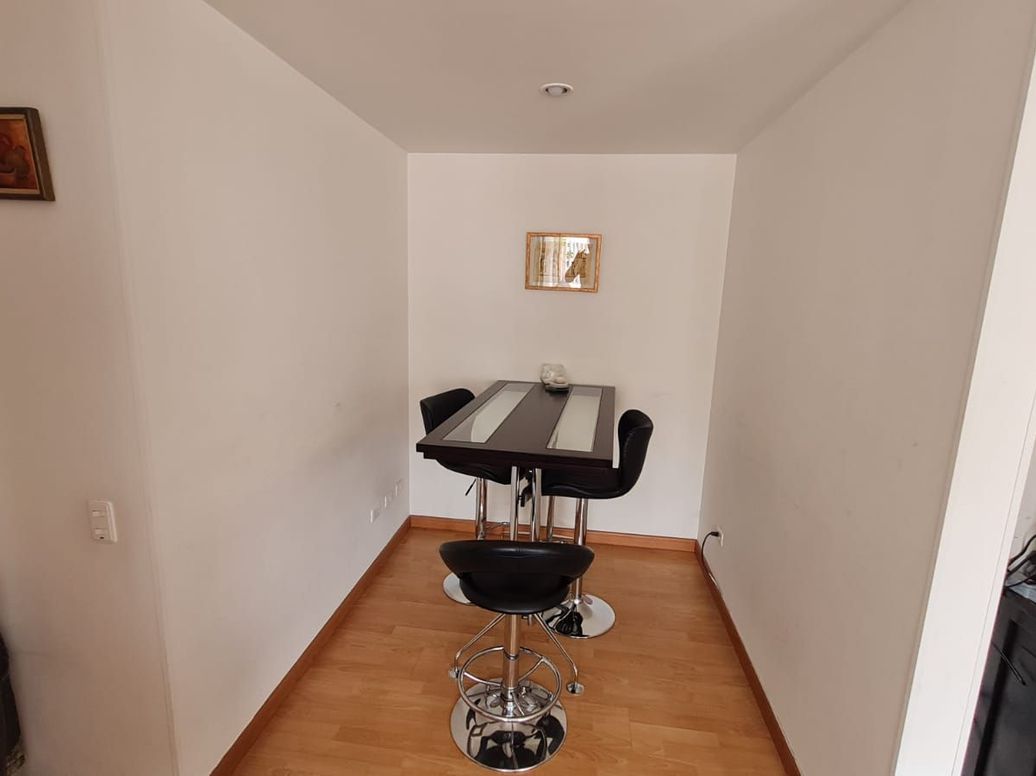 Apartamento de 3 alcobas en venta en Parques De Lorena, Bogotá, 98 m² · foto 8 de 10