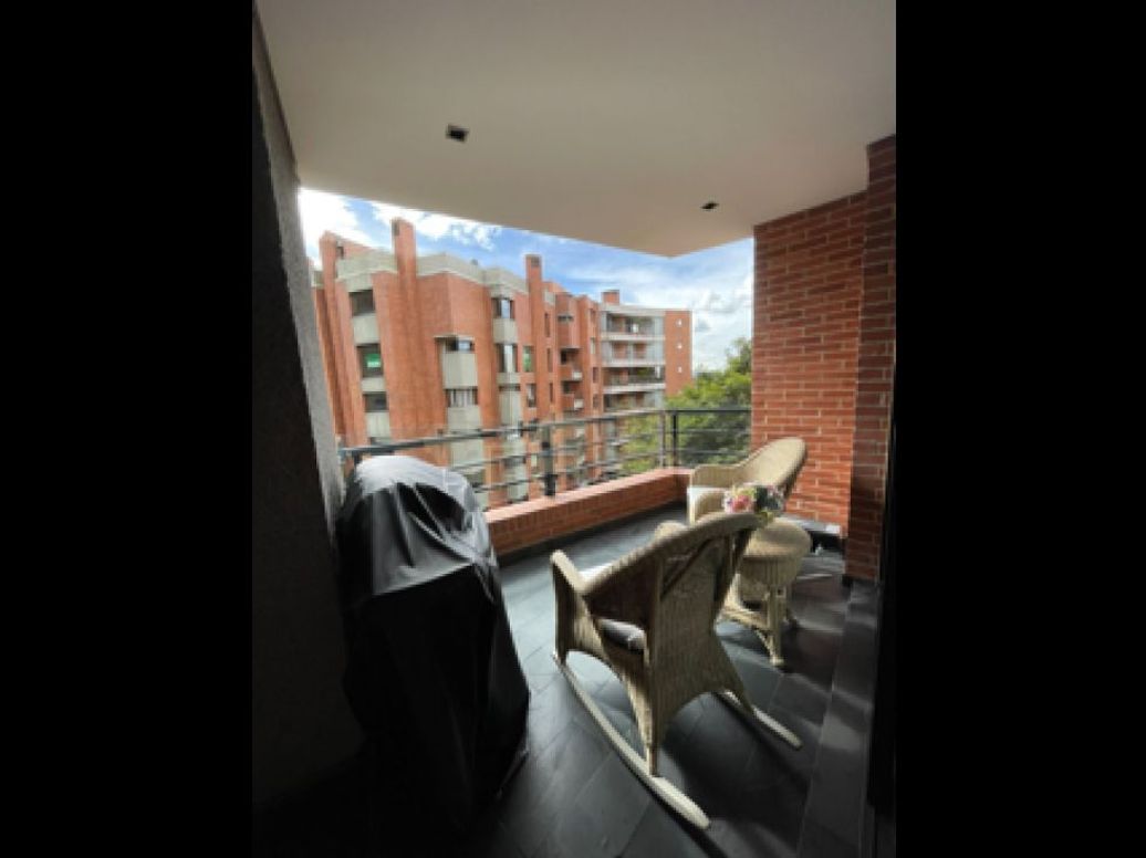 Apartamento de 3 alcobas en venta en Bellavista, Bogotá, 255 m² · foto 3 de 6