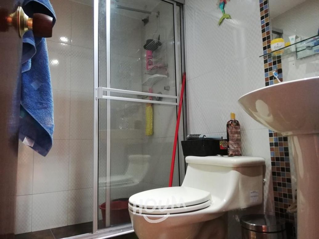 Casa de 5 alcobas en venta en Acacias, Bogotá, 320 m² · foto 12 de 20