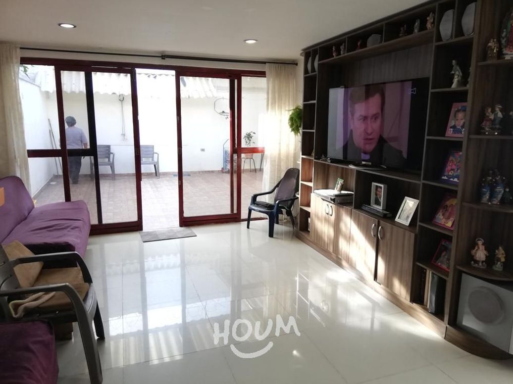 Casa de 5 alcobas en venta en Acacias, Bogotá, 320 m² · foto 4 de 20