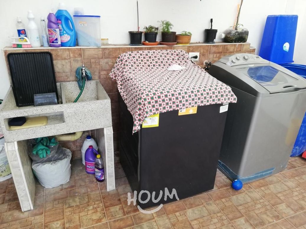 Casa de 5 alcobas en venta en Acacias, Bogotá, 320 m² · foto 10 de 20