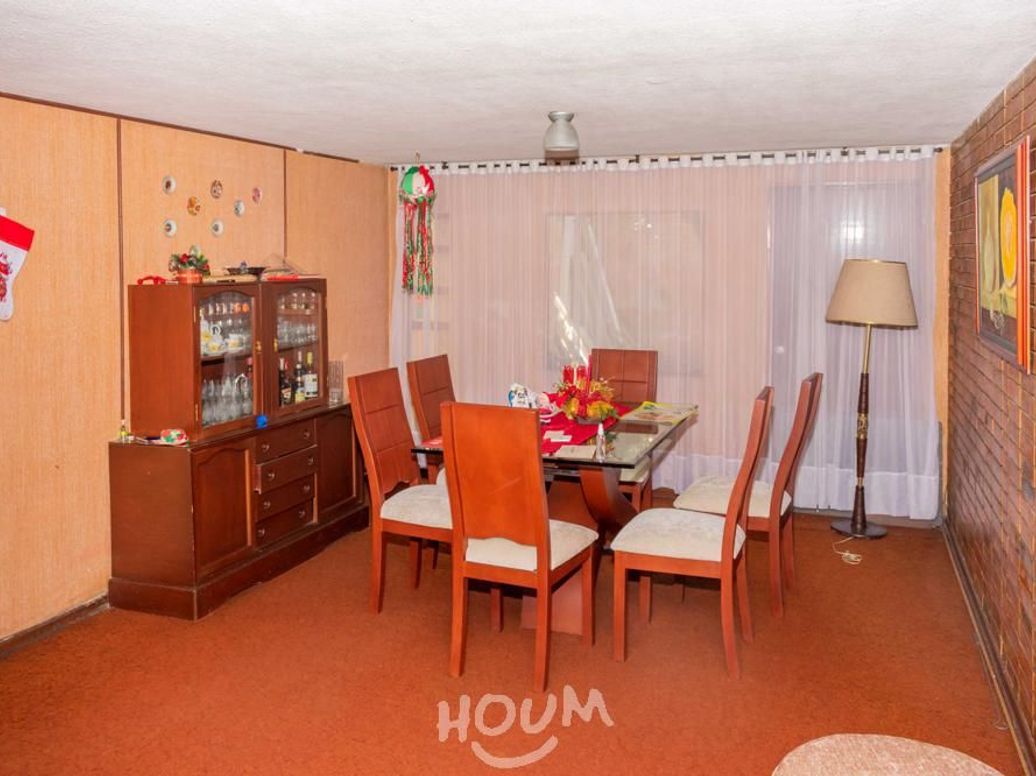 Casa de 6 alcobas en venta en Acacias, Bogotá, 250 m² · foto 2 de 20
