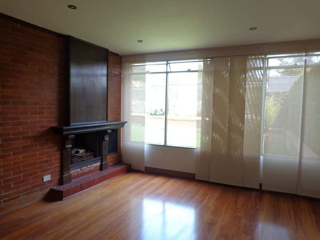 Casa de 5 alcobas en venta en San José De Bavaria, Bogotá, 820 m² · foto 10 de 10