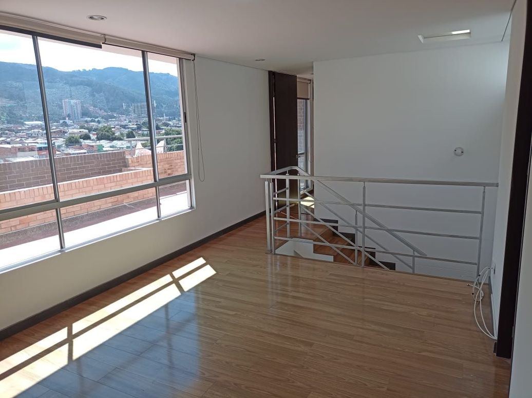 Apartamento de 3 alcobas en venta en Villas Del Mediterraneo, Bogotá, 141 m² · foto 10 de 10