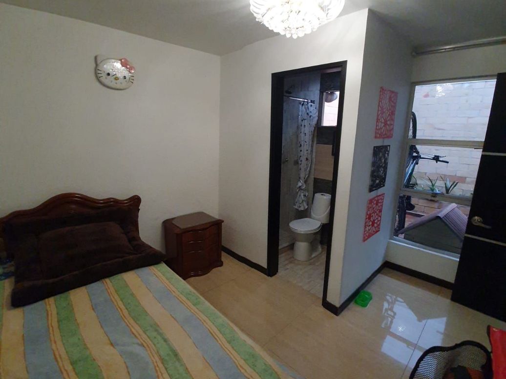 Casa de 5 alcobas en venta en Americas Sector Galan, Bogotá, 220 m² · foto 4 de 10