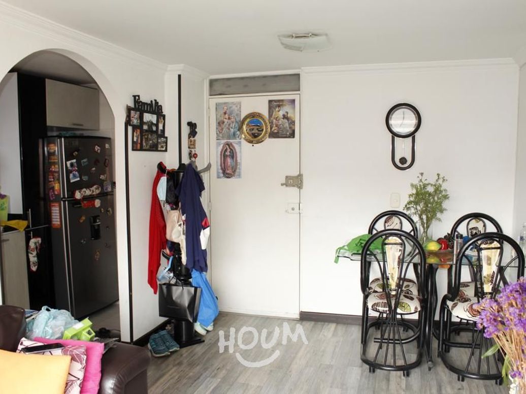 Apartamento de 3 alcobas en venta en Abraham Lincoln, Bogotá, 42 m² · foto 2 de 20