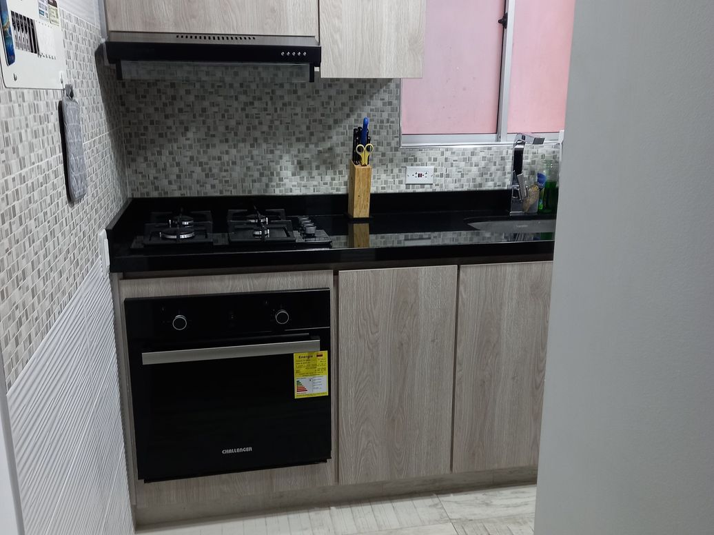 Apartamento de 3 alcobas en venta en El Plan, Bogotá, 68 m² · foto 3 de 10