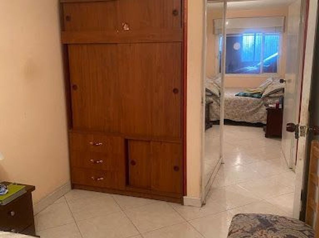 Casa de 6 alcobas en venta en Santa Rosita, Bogotá, 250 m² · foto 19 de 20