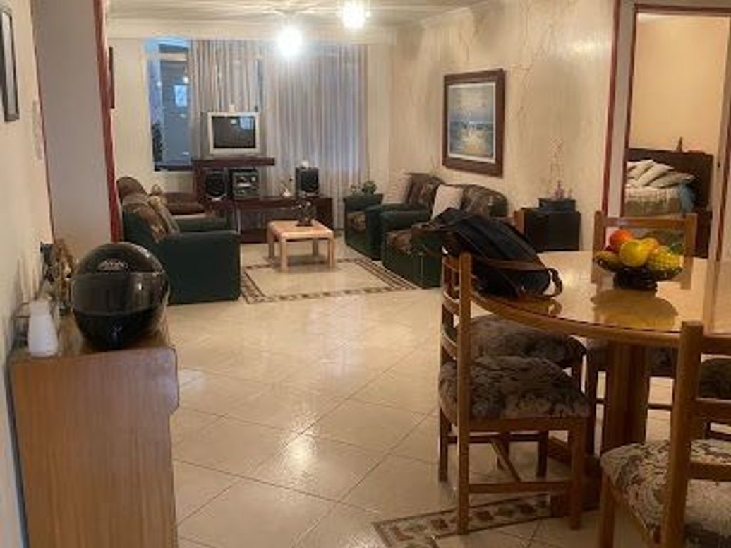 Casa de 6 alcobas en venta en Santa Rosita, Bogotá, 250 m² · foto 3 de 20