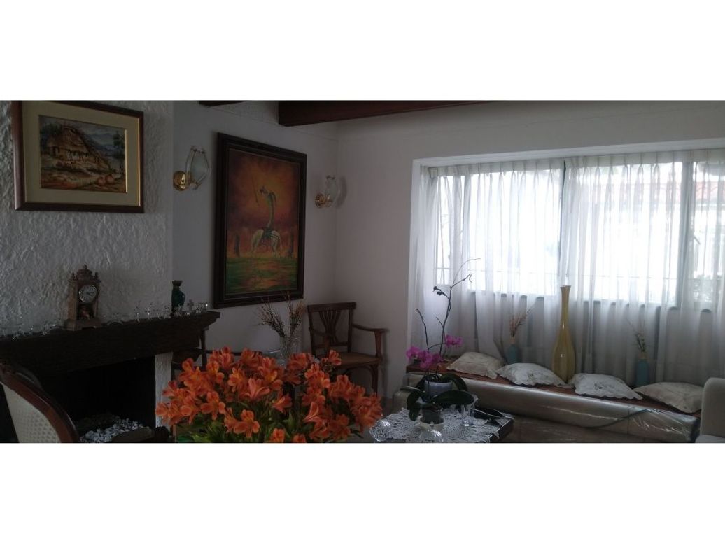 Casa de 4 alcobas en venta en Acacias, Bogotá, 245 m² · foto 9 de 20