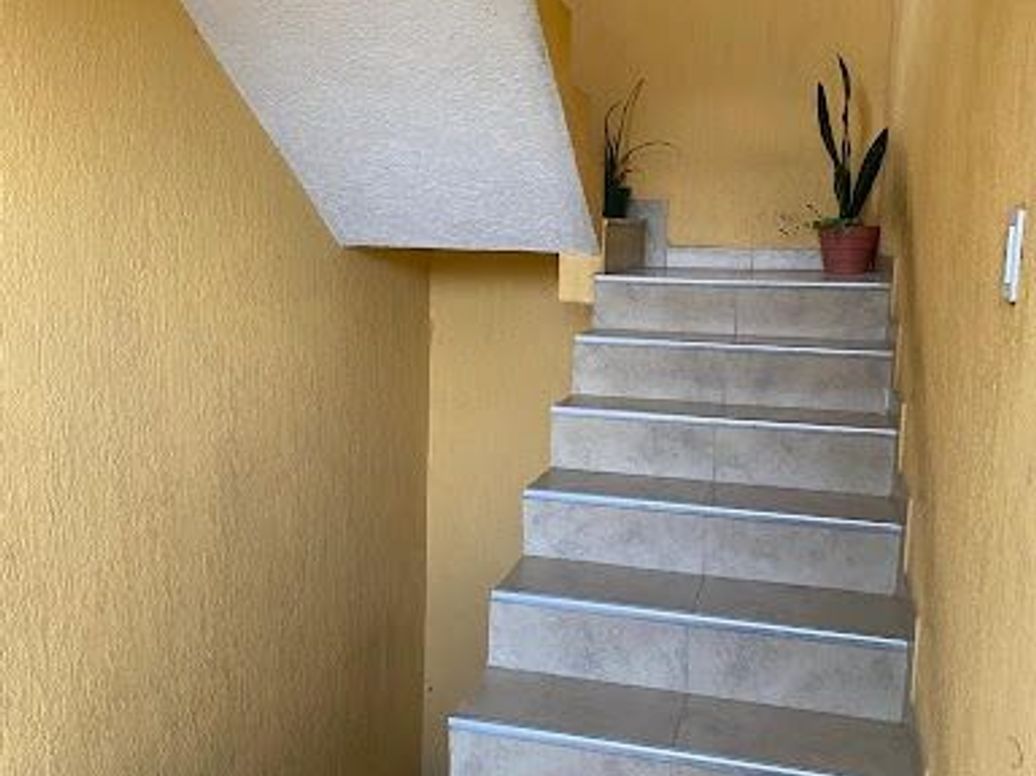 Casa de 6 alcobas en venta en Fontibón Centro, Bogotá, 246 m² · foto 12 de 15