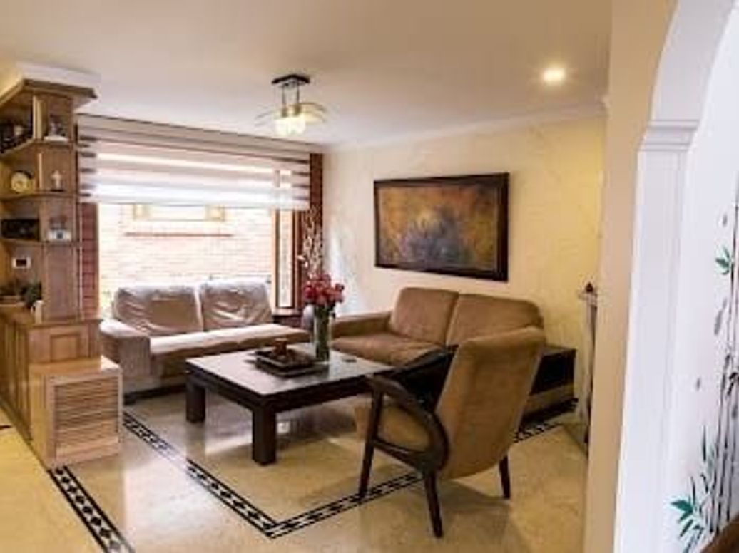Casa de 3 alcobas en venta en Colina Campestre, Bogotá, 179 m² · foto 2 de 19