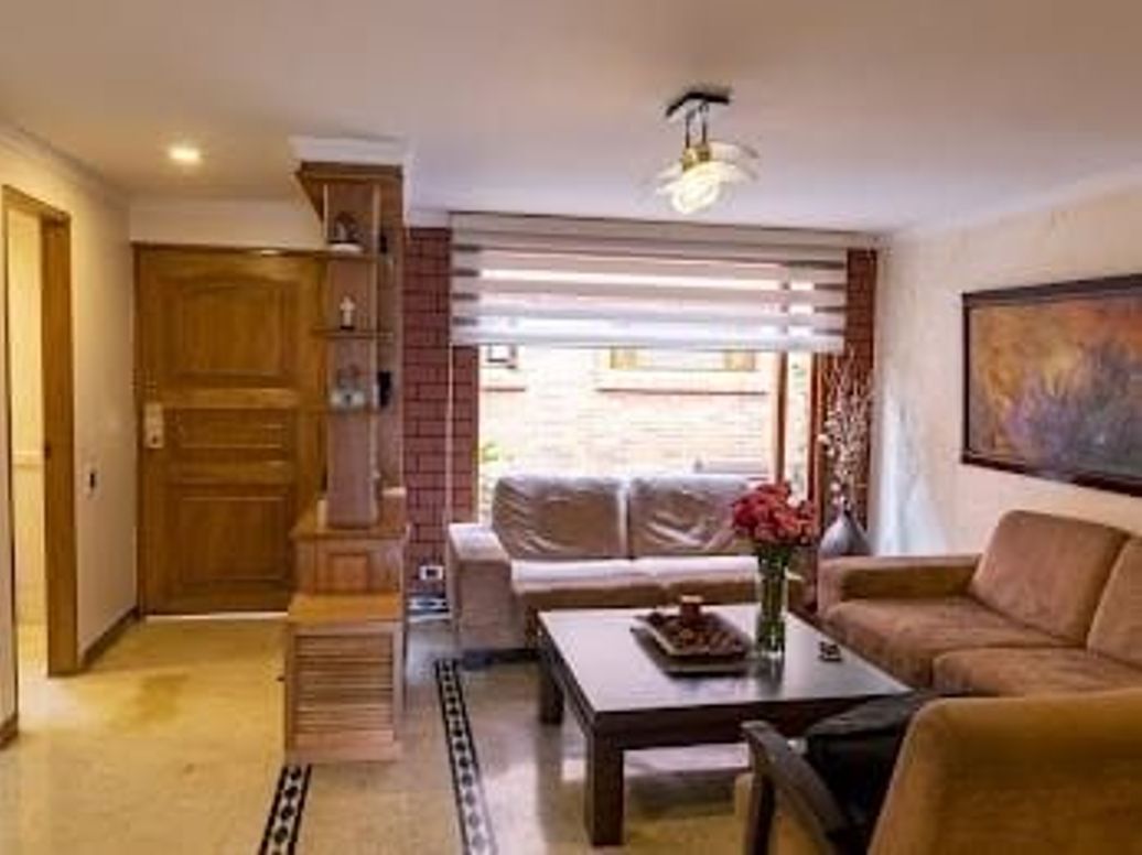 Casa de 3 alcobas en venta en Colina Campestre, Bogotá, 179 m² · foto 3 de 19