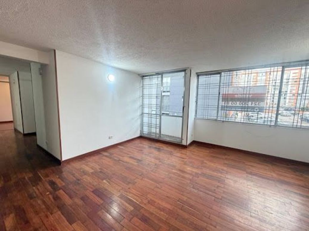 Apartamento de 3 alcobas en venta en Suba Centro, Bogotá, 76 m² · foto 4 de 20