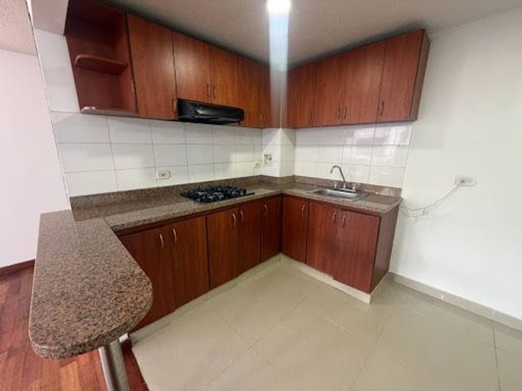 Apartamento de 3 alcobas en venta en Suba Centro, Bogotá, 76 m² · foto 8 de 20