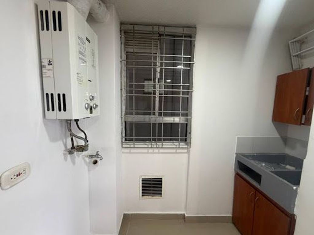 Apartamento de 3 alcobas en venta en Suba Centro, Bogotá, 76 m² · foto 10 de 20