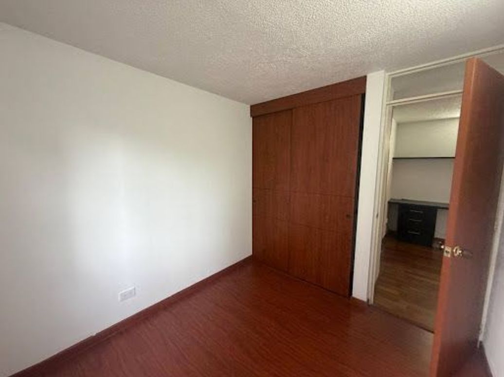 Apartamento de 3 alcobas en venta en Suba Centro, Bogotá, 76 m² · foto 16 de 20