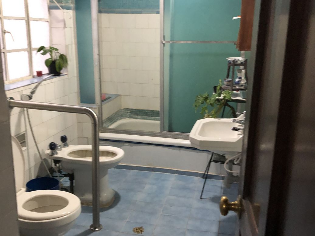 Casa de 10 alcobas en venta en Chapinero Sur Occidental, Bogotá, 522 m² · foto 5 de 5