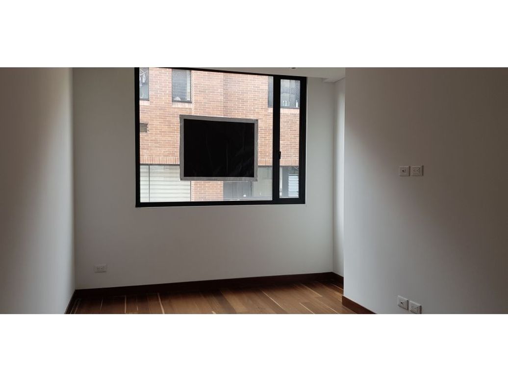 Apartamento de 2 alcobas en venta en Chico, Bogotá, 145 m² · foto 7 de 17