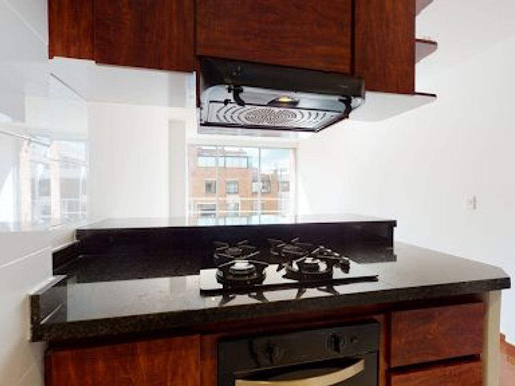 Apartamento de 2 alcobas en venta en Santa Barbara, Bogotá, 61 m² · foto 6 de 15
