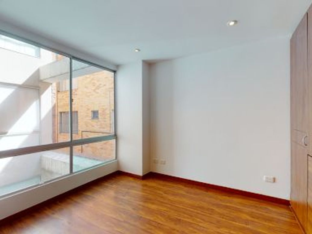 Apartamento de 2 alcobas en venta en Santa Barbara, Bogotá, 61 m² · foto 12 de 15