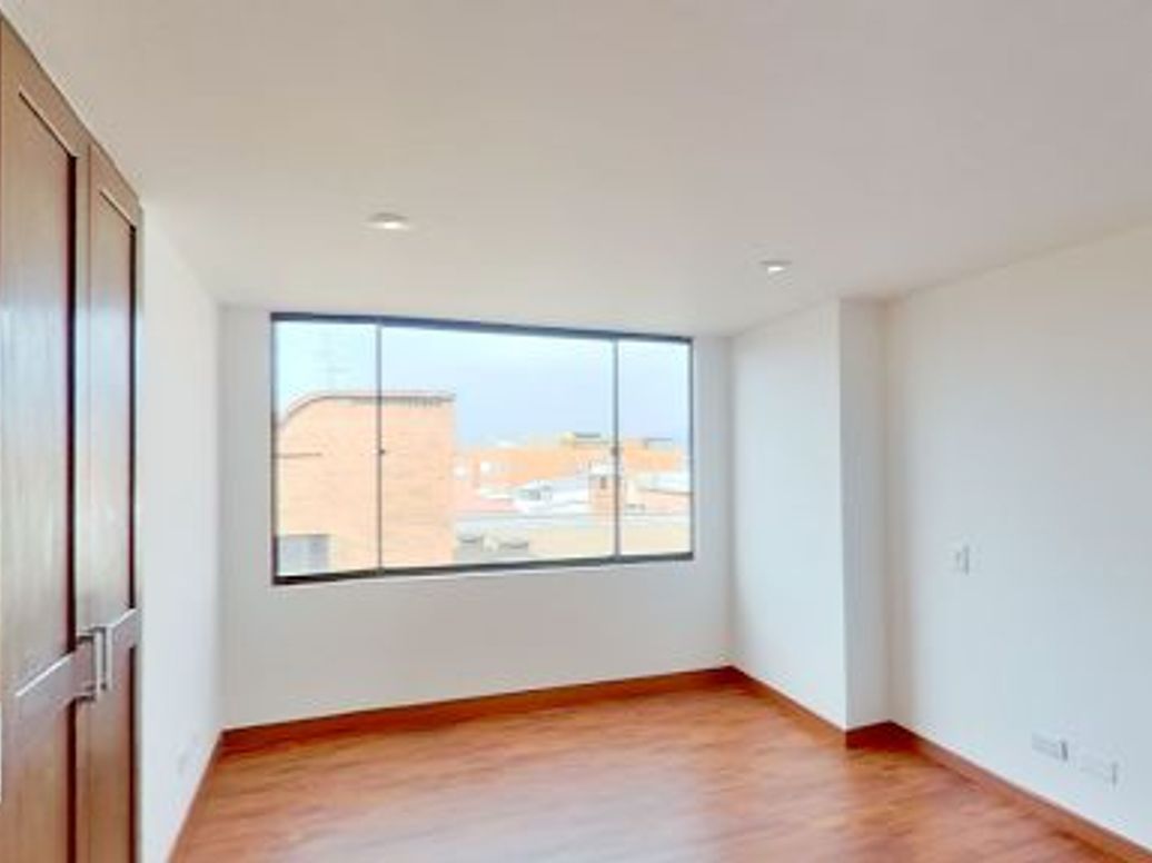 Apartamento de 2 alcobas en venta en Santa Barbara, Bogotá, 76 m² · foto 14 de 19