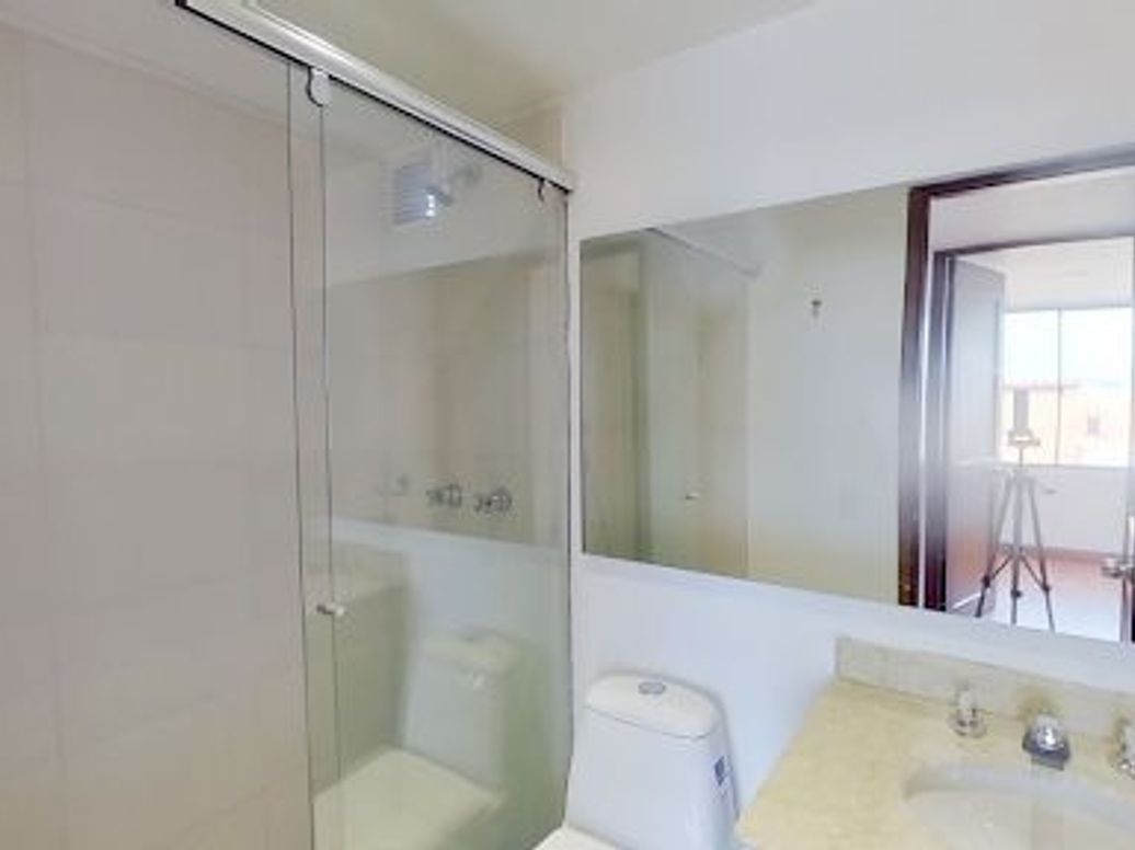 Apartamento de 2 alcobas en venta en Santa Barbara, Bogotá, 76 m² · foto 13 de 19
