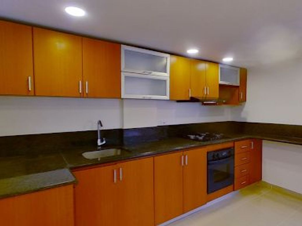 Apartamento de 2 alcobas en venta en Santa Barbara, Bogotá, 76 m² · foto 10 de 19