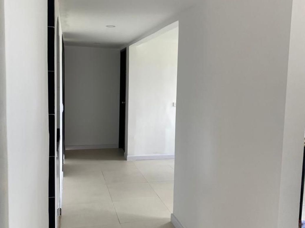Apartamento de 3 alcobas en venta en Alcalá, Bogotá, 99 m² · foto 14 de 20