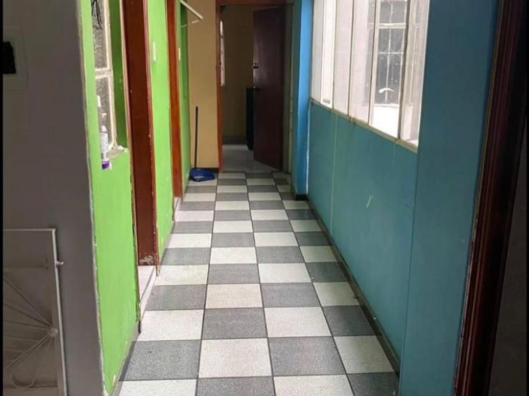 Casa de 4 alcobas en venta en Acevedo Tejada, Bogotá, 500 m² · foto 4 de 10