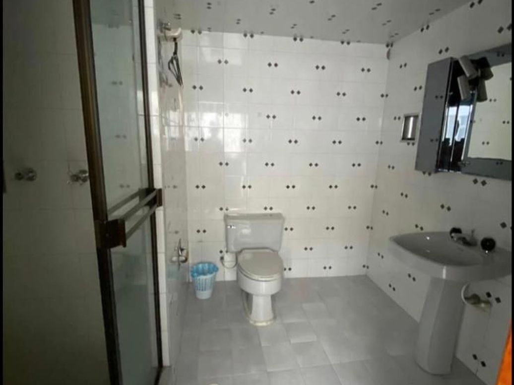Casa de 4 alcobas en venta en Acevedo Tejada, Bogotá, 500 m² · foto 2 de 10