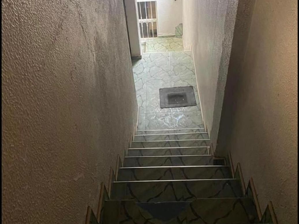 Casa de 4 alcobas en venta en Acevedo Tejada, Bogotá, 500 m² · foto 5 de 10