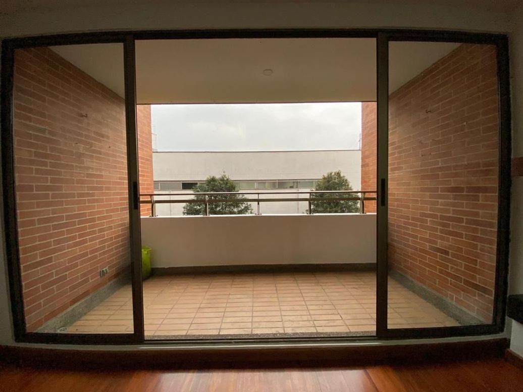 Apartamento en venta en Ciudad Salitre Occidental, Bogotá · foto 3 de 14