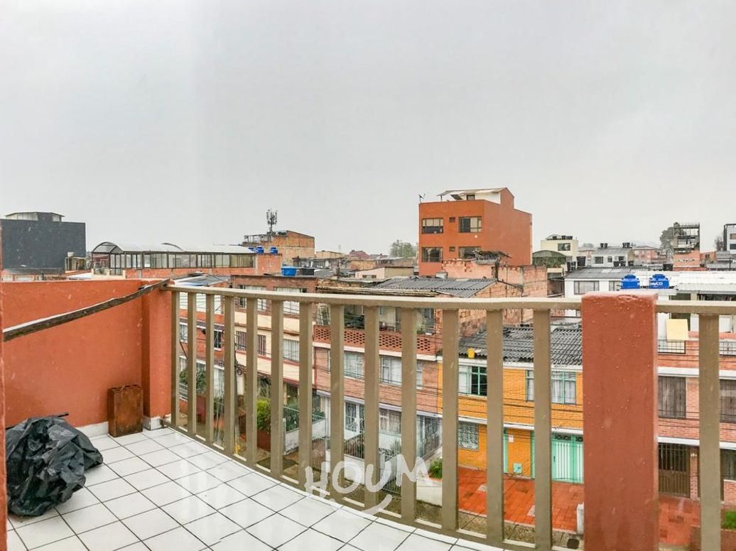 Casa de 11 alcobas en venta en Acapulco, Bogotá, 616 m² · foto 3 de 20
