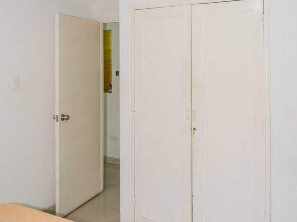 Apartamento de 3 alcobas en venta en Atanasio Girardot, Bogotá, 72 m² · foto 9 de 20