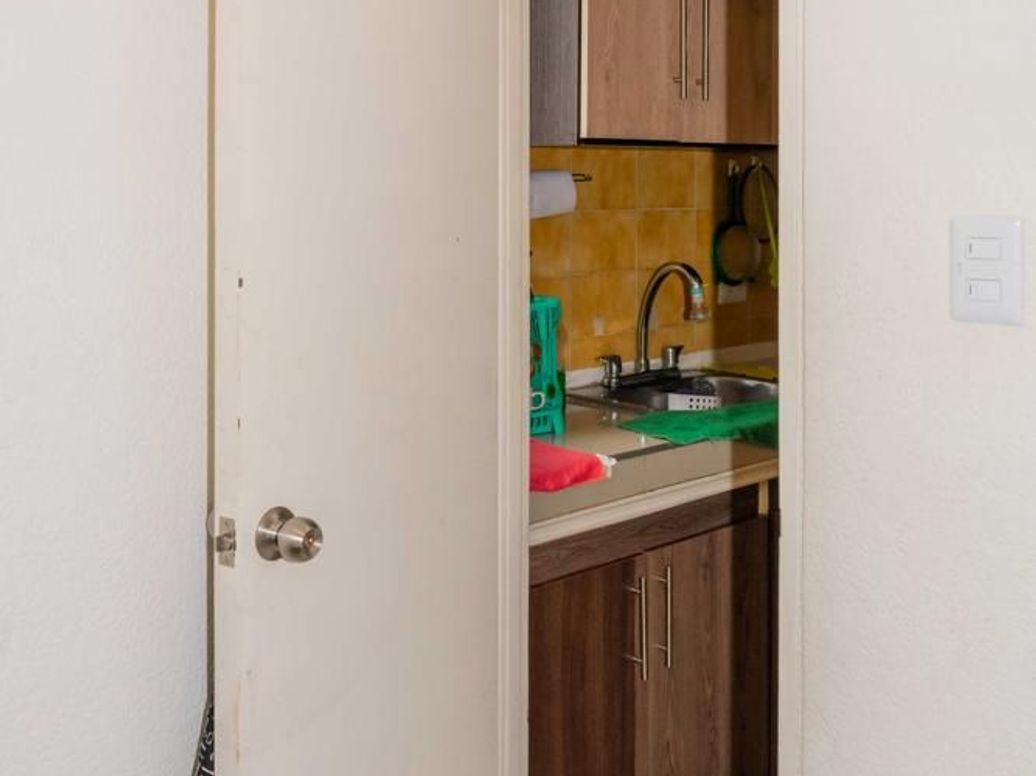 Apartamento de 3 alcobas en venta en Atanasio Girardot, Bogotá, 72 m² · foto 13 de 20