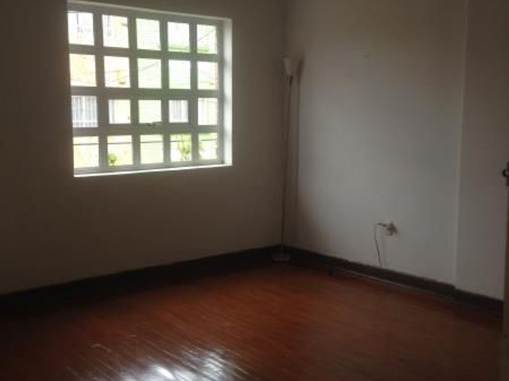 Casa de 5 alcobas en venta en Chapinero Noroccidental, Bogotá, 300 m² · foto 13 de 20