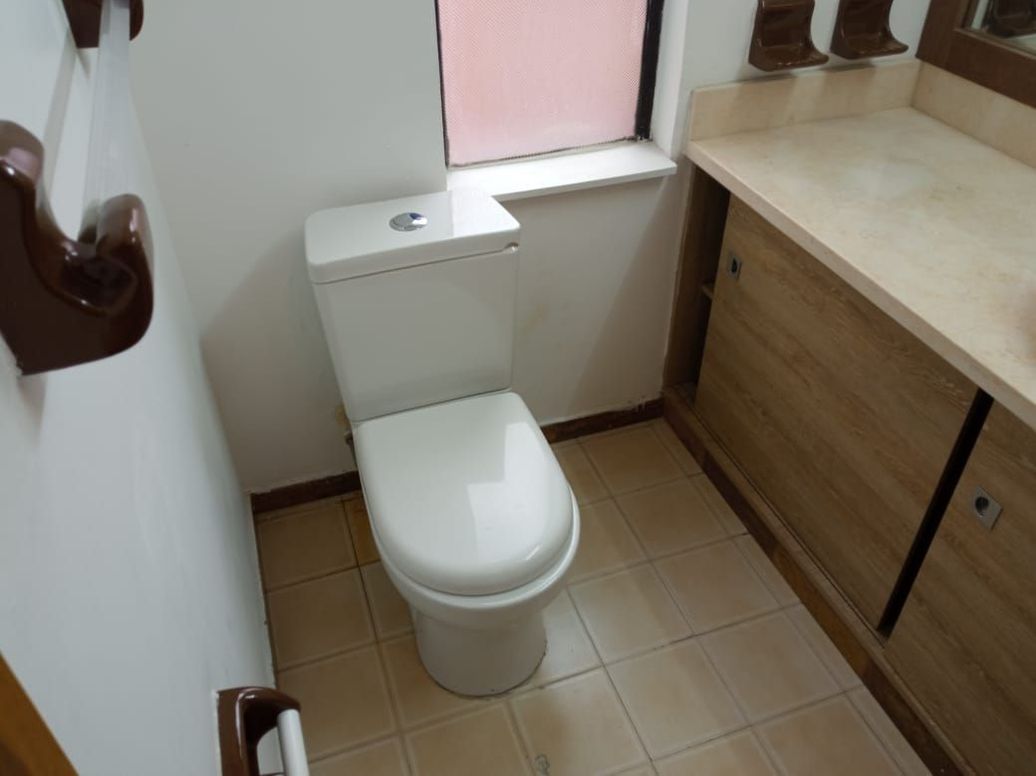 Apartamento de 2 alcobas en venta en La Carolina, Bogotá, 78 m² · foto 4 de 10