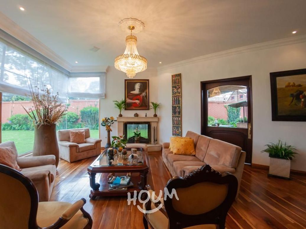 Casa de 4 alcobas en venta en Acacias, Bogotá, 310 m² · foto 2 de 20
