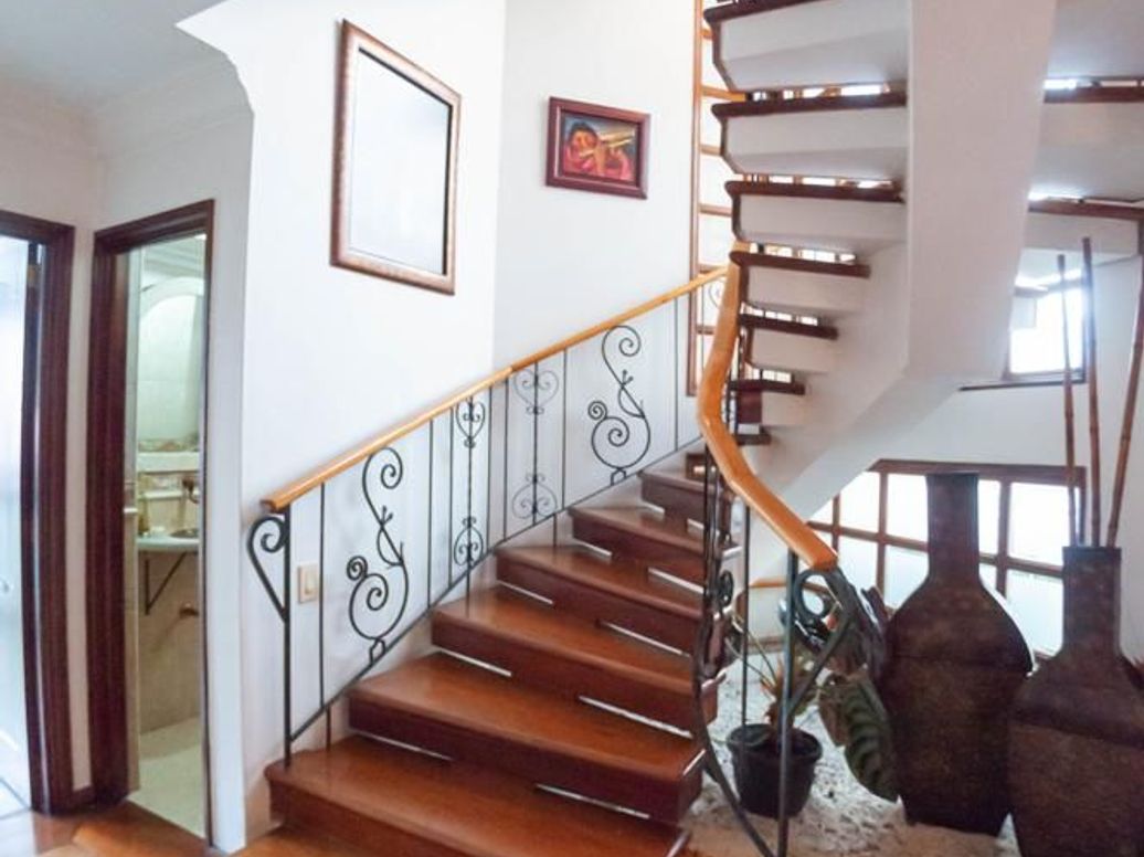 Casa de 4 alcobas en venta en Acacias, Bogotá, 310 m² · foto 17 de 20