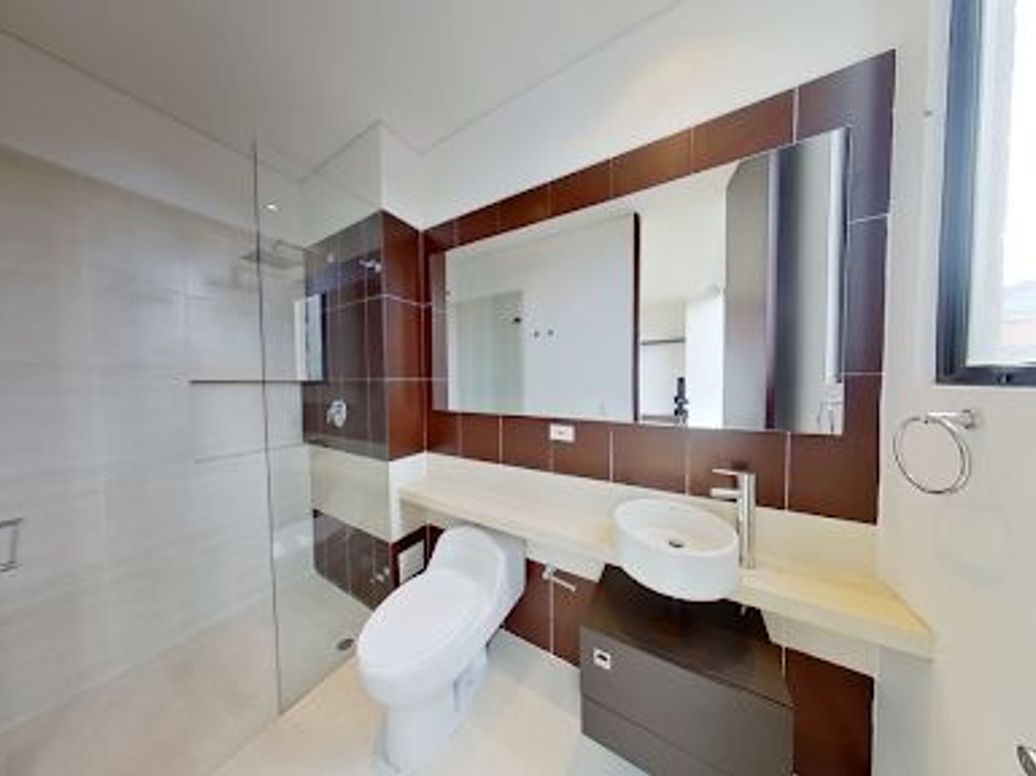 Apartamento de 1 alcoba en venta en Chicó Norte, Bogotá, 60 m² · foto 13 de 18
