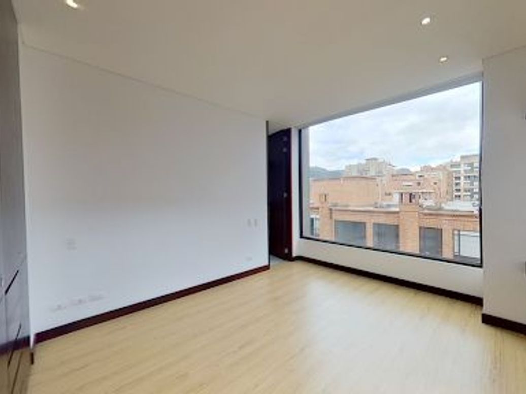Apartamento de 1 alcoba en venta en Chicó Norte, Bogotá, 60 m² · foto 2 de 18