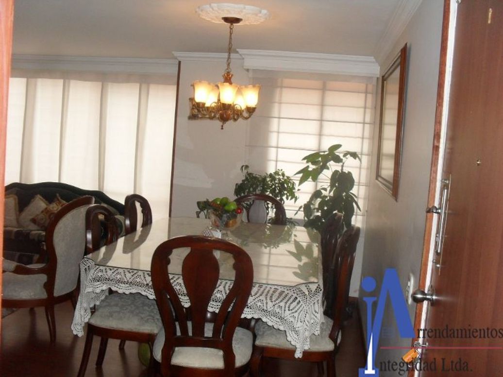 Apartamento de 3 alcobas en venta en Colina Campestre, Bogotá, 87 m² · foto 2 de 20