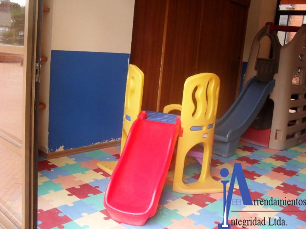 Apartamento de 3 alcobas en venta en Colina Campestre, Bogotá, 87 m² · foto 18 de 20