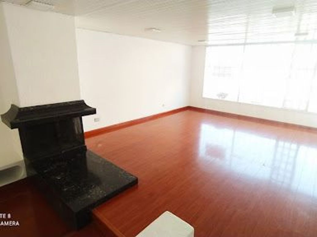 Casa de 4 alcobas en venta en Unicentro, Bogotá, 500 m² · foto 5 de 20