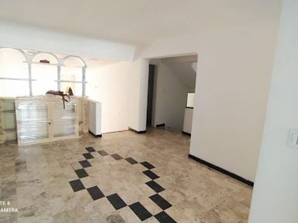 Casa de 4 alcobas en venta en Unicentro, Bogotá, 500 m² · foto 9 de 20