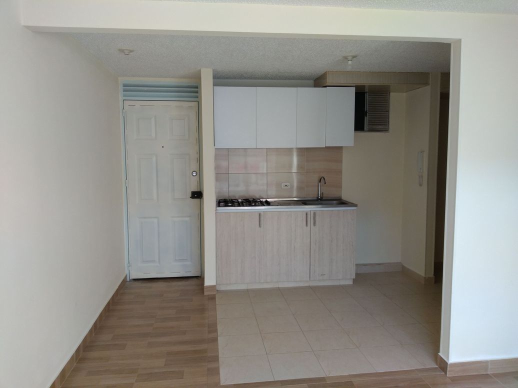 Apartamento de 3 alcobas en venta en Los Pantanos, Bogotá, 51 m² · foto 4 de 10